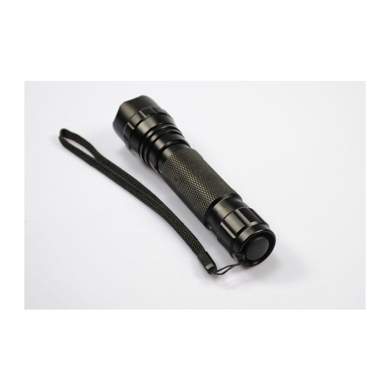 Torcia LED UltraFire WF-501B 1300 Lumen Compatta e Versatile con 5 Modalità per Avventure all'Aperto con Emettitore XML U2 e Cinturino da Trasporto per Sicurezza e Affidabilità