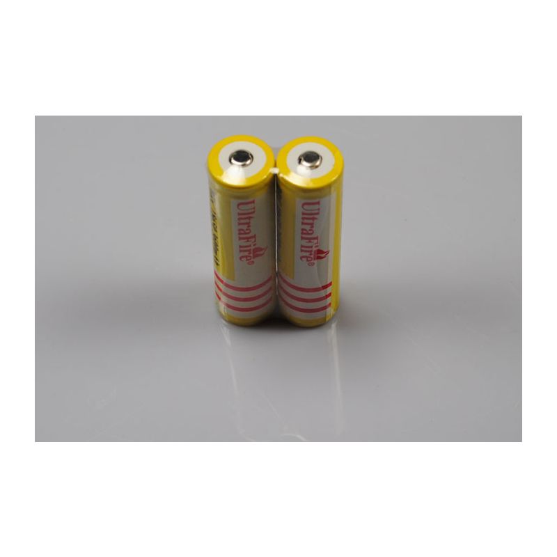 Batteria ricaricabile UltraFire BRC 18650 Li-ione 3600mAh prestazioni eccezionali e sicurezza avanzata per applicazioni multiple lunga durata e affidabilità resistenza all'impatto