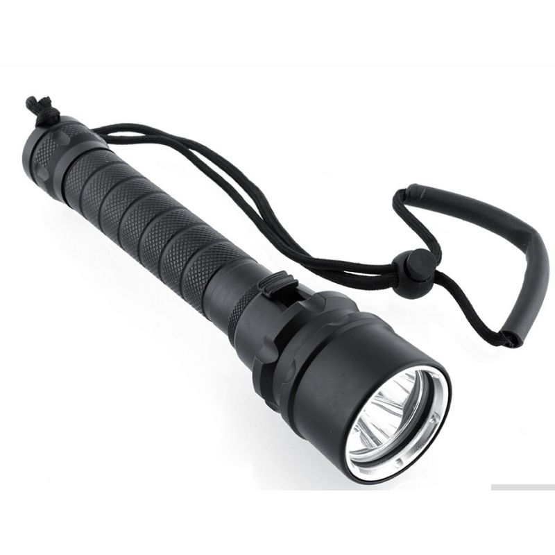 Torcia subacquea UltraFire 6000 lumen impermeabile 100m LED T6 in lega di alluminio illuminazione durevole per esplorazioni subacquee torcia robusta per attività notturne ed immersioni