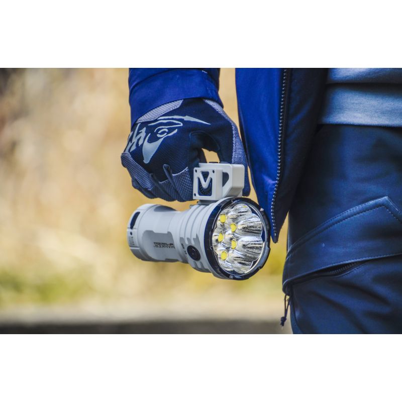 Manker MK38 Torcia LED 8x XHP70.2 41500 Lumen Illuminazione Multiuso Proiettore Portatile Alta Luminosità Lunga Distanza di Proiezione Torcia Da Campeggio e Emergenza