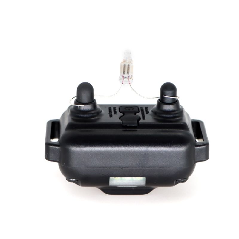 Scopri il Collare di Addestramento per Cani impermeabile IP7 con livelli regolabili e modalità vibrazione shock suono per un addestramento efficace e correzione comportamentale