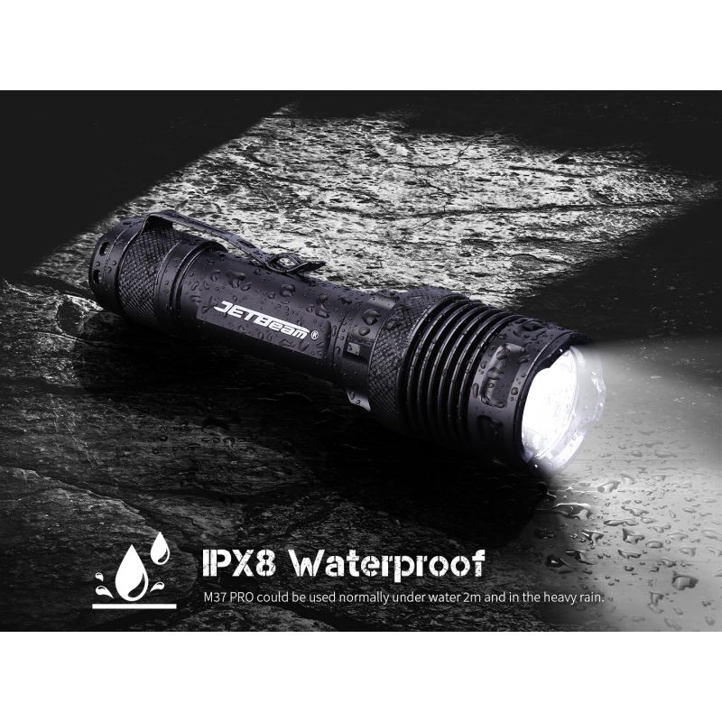 JETBEAM M37 PRO Torcia Tattica Professionale - 3700 Lumen, 340m, 21700 Ricaricabile