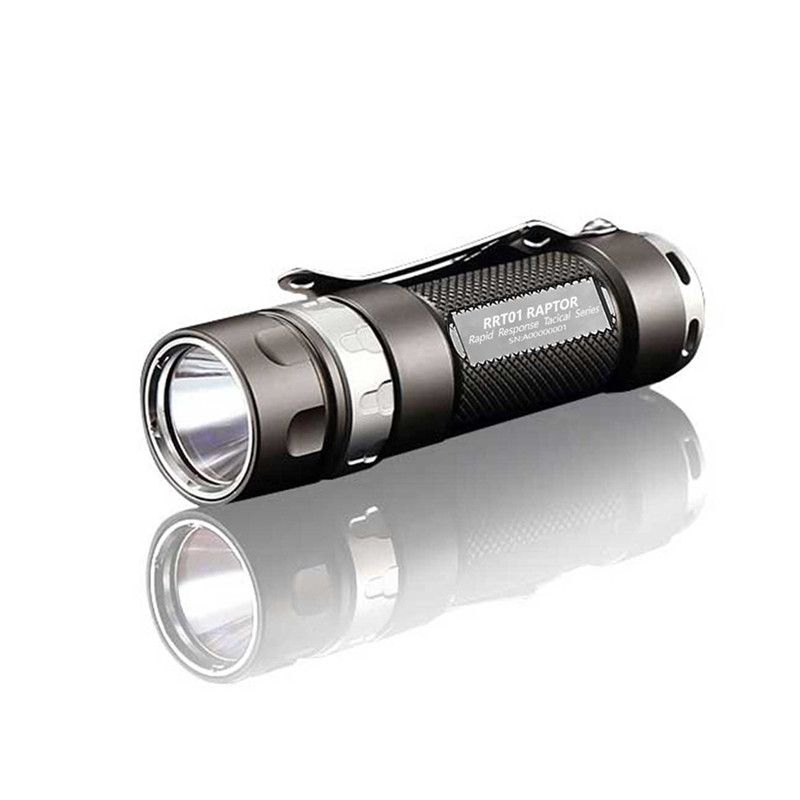 JETBeam Jet-RRT01 XP-L torcia LED compatta 950 lumen illuminazione outdoor attrezzatura da campeggio fonte di luce affidabile torcia durevole per esplorazioni notturne
