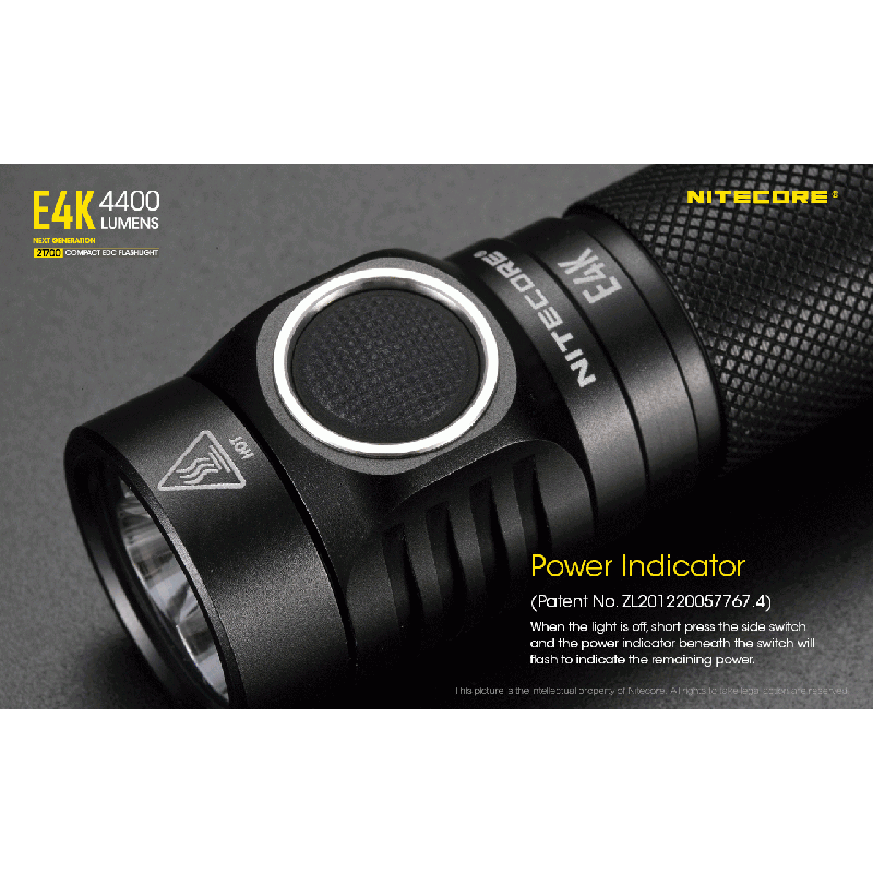 Nitecore E4K Torcia Elettrica 4400 Lumen Design Compatto e Impermeabile LED XP-L2 V6 con Batteria 21700 per Illuminazione Outdoor ed Escursionismo Resistente e Alta Luminosità
