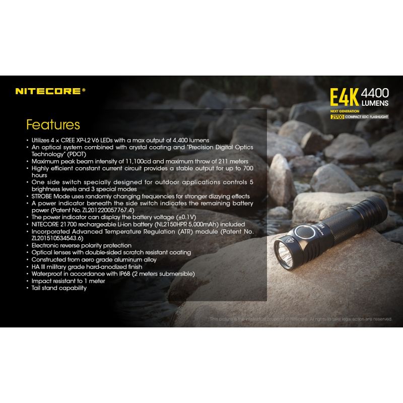 Nitecore E4K Torcia Elettrica 4400 Lumen Design Compatto e Impermeabile LED XP-L2 V6 con Batteria 21700 per Illuminazione Outdoor ed Escursionismo Resistente e Alta Luminosità