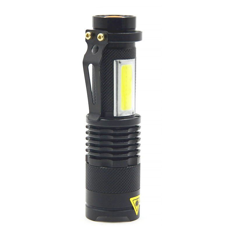 Torcia SK68 XML-Q5 Mini Torcia di Zoom UltraFire per Avventurieri Design Compatto 3 Modalità di Illuminazione Torcia Resistente Alluminio di Grado Aeronautico per Campeggio e Emergenze