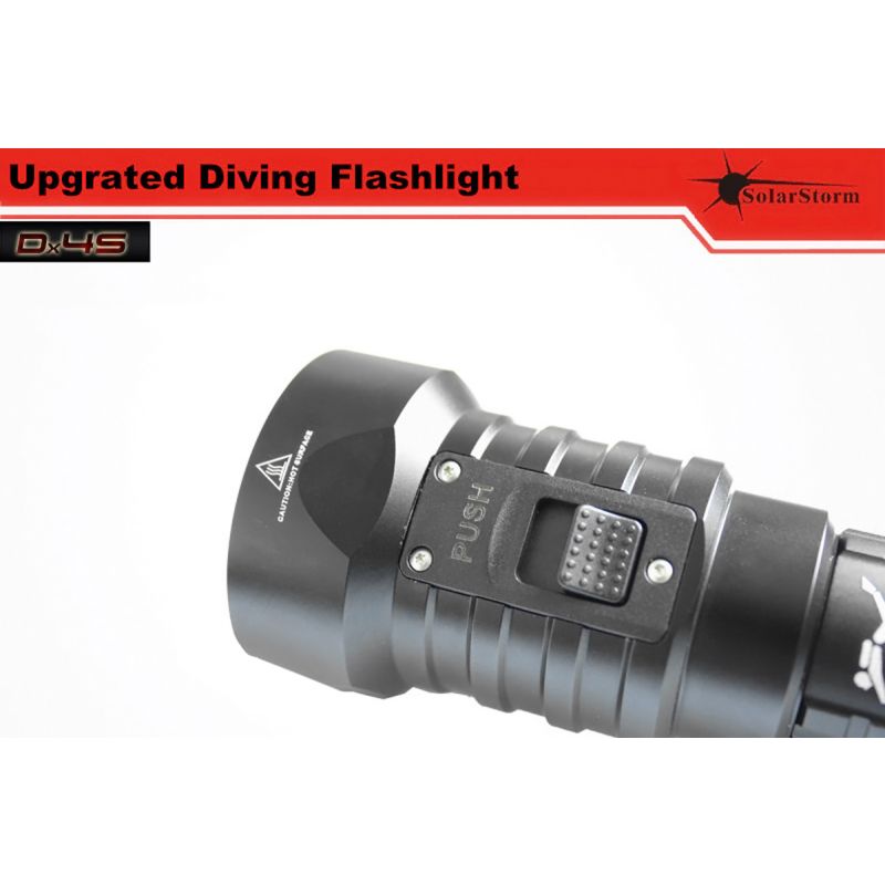 Scopri Solarstorm DX4S 4xU2 torcia LED da immersione 3200 lumen perfetta per esplorazioni sottomarine alluminio durevole torcia subacquea IPX8 compatibile con batterie litio