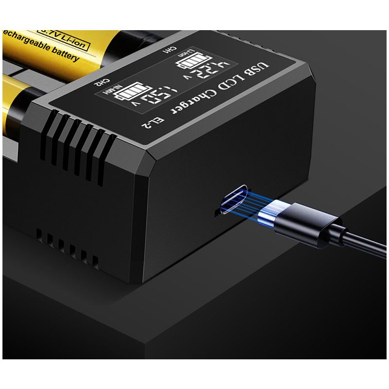 Caricabatterie Intelligente USB LCD per Batterie Ricaricabili 18650 e Ni-MH AA AAA Monitoraggio Ricarica con Display LCD Compatibilità Versatile e Gestione Efficiente delle Batterie