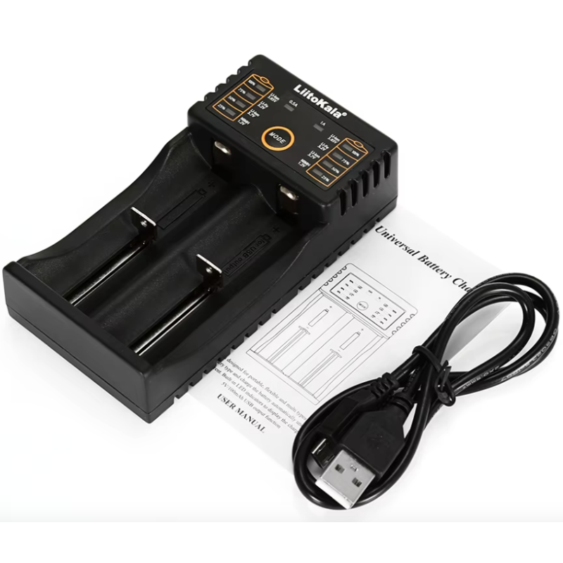 LiitoKala Lii-202 caricabatterie intelligente per batterie 3.7V Li-ion 18650 21700 NiMH con doppio canale di ricarica ingresso Micro USB uscita USB per ricarica efficiente e sicura