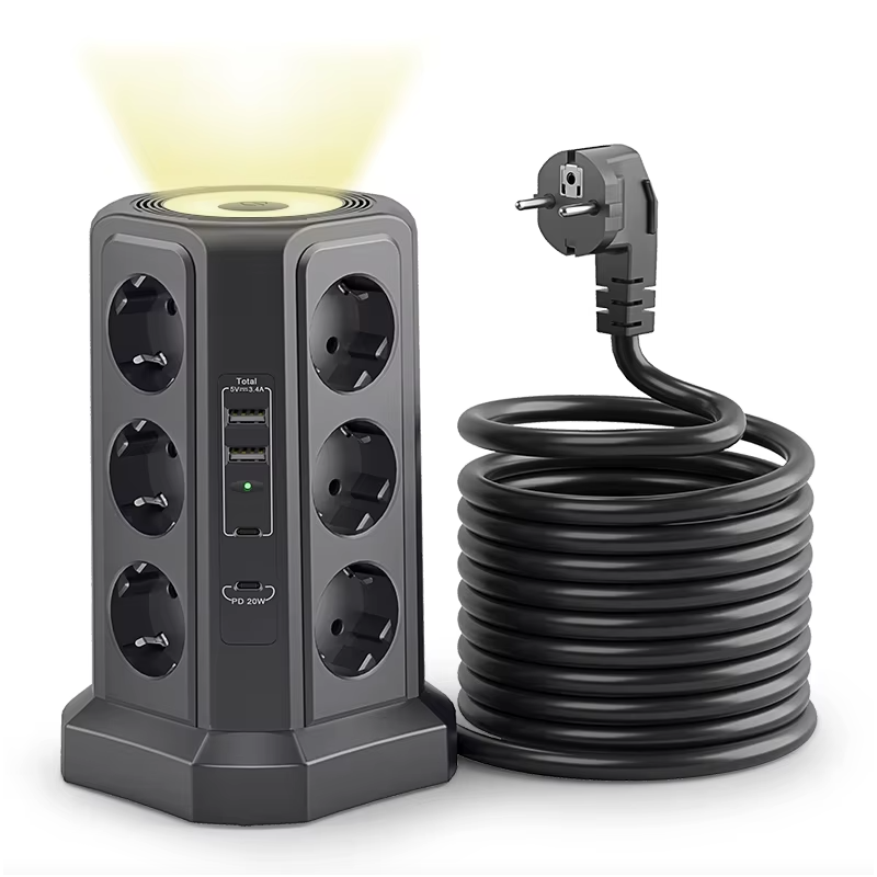XT-G3211 Multipresa Ciabatta Elettrica Protezione Sovratensione 4000W 16A con USB e Luce Notturna, Multi-Plug Presa EU