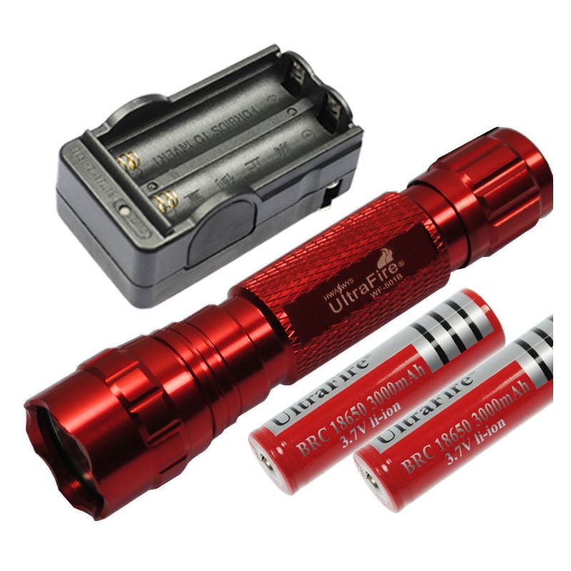 Torcia a LED UltraFire 501b 1300 lumen con cinque modalità interruttore tattico costruzione in alluminio torcia potente per illuminazione personale caricabatterie incluso 18650 torcia affidabile