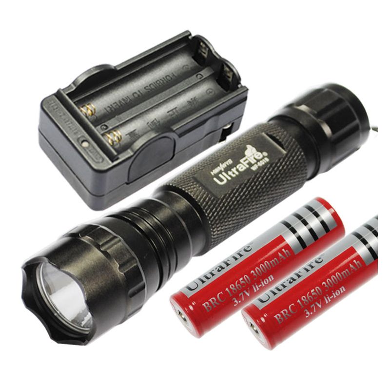 Torcia a LED UltraFire 501b 1300 lumen con cinque modalità interruttore tattico costruzione in alluminio torcia potente per illuminazione personale caricabatterie incluso 18650 torcia affidabile