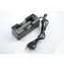 Caricabatterie singolo 18650 UltraFire compatibilità universale design compatto ricarica sicura per batterie 18650 torce LED ingresso multi-tensione nero accessorio essenziale