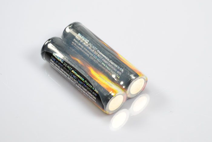 TrustFire 18650 2400mAh Batteria Ricaricabile agli Ioni di Litio, Potenza Sicura e Duratura per Torce e Gaming