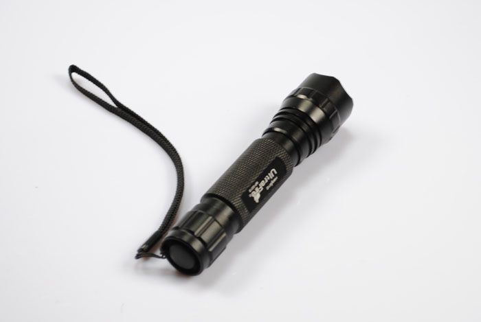 UltraFire WF-501B 1300 Lumen LED Torcia Tattica 5 Modalità per Campeggio Escursioni Emergenze Attrezzatura Durevole