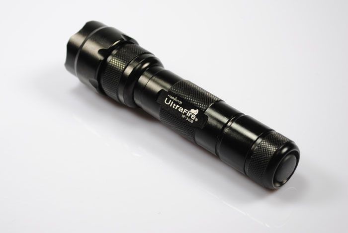 UltraFire WF-502B T6 LED 1200 Lumen Torcia Durevole 5 Modalità Luce da Campeggio ed Emergenza Illuminazione Affidabile