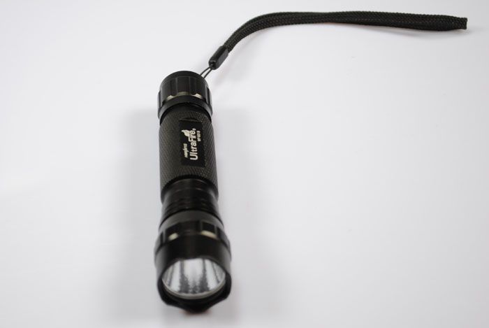 UltraFire WF-501B 1300 Lumen LED Torcia Tattica 5 Modalità per Campeggio Escursioni Emergenze Attrezzatura Durevole