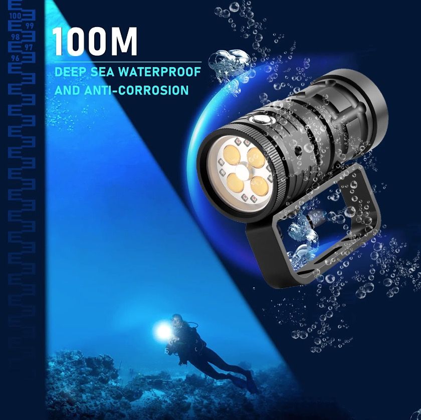 Torcia subacquea ad alta luminosità da 10000 lumen - Torcia subacquea tattica - Impermeabile fino a 100 m per avventure subacquee