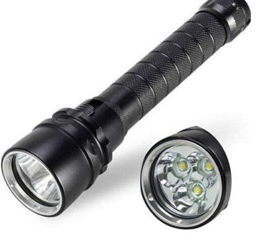 Illuminate Adventures SK68 Q5 LED Torcia portatile mini ZOOM 6000 lumen Luce da campeggio durevole e impermeabile