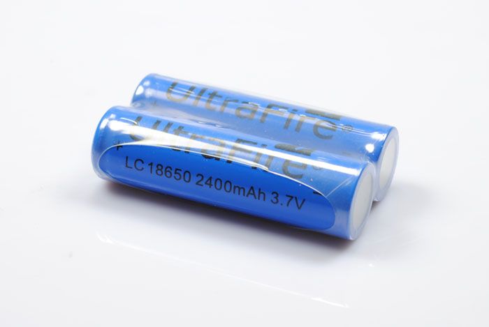 UltraFire LC 3000mAh 18650 Batteria Ricaricabile agli Ioni di Litio - Soluzione di Alimentazione ad Alta Capacità, Ecologica e a Ricarica Rapida