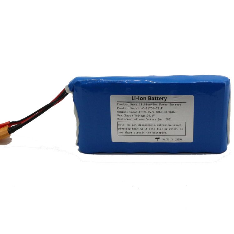 21700-7S1P-25.2V Pacco batteria ad alta capacità, soluzione energetica leggera per skateboard agli ioni di litio con robuste caratteristiche di sicurezza