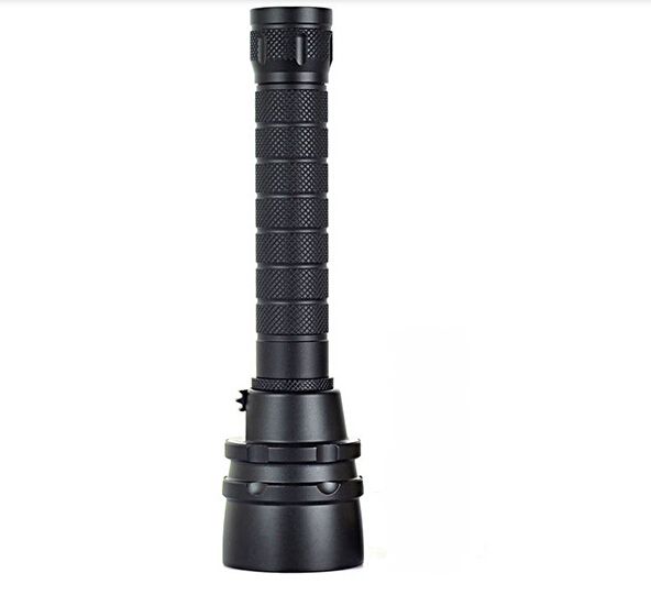 Illuminate Adventures SK68 Q5 LED Torcia portatile mini ZOOM 6000 lumen Luce da campeggio durevole e impermeabile