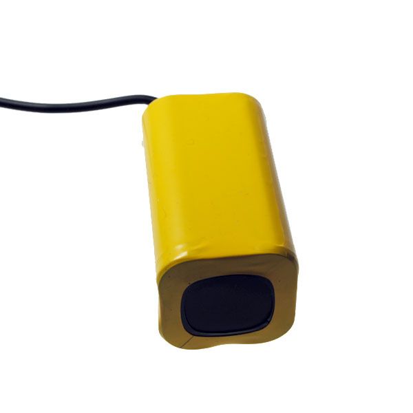 UltraFire 8,4V 18650 Pacco Batteria per Luce Bici per Luci LED Bicicletta Alta Capacità Ricaricabile Attrezzatura Ciclismo
