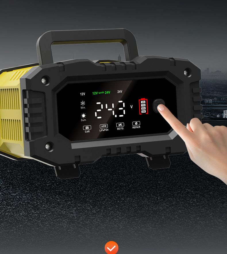 FOXSUR Caricabatterie per auto portatile 12V 24V Caricabatterie versatile per AGM LiFePO4 Acido al piombo Moto e Camion