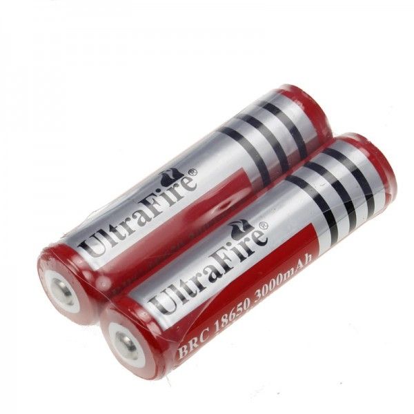 UltraFire BRC 3000mAh 3.7V 18650 Batteria Ricaricabile ad Alta Capacità per Torce e Gadget Eco-Friendly