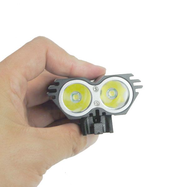 SolarStorm X2 Faro LED per Bici 2000 Lumen, Modalità Regolabili, Impermeabile, Luce Anteriore per Escursioni Fuoristrada e Spostamenti Quotidiani