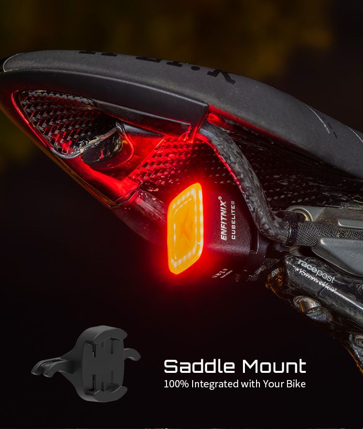 Enfitnix Cubelite III Luce Posteriore Intelligente Ultra Luminosa Luce Posteriore per Bicicletta Ricarica USB Sicurezza Ciclismo 30 Lumen