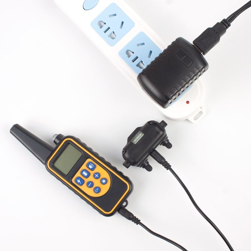 Collare elettrico per cani da addestramento da 800m, ricaricabile, impermeabile, con display LCD e livelli regolabili per l'obbedienza del cane.
