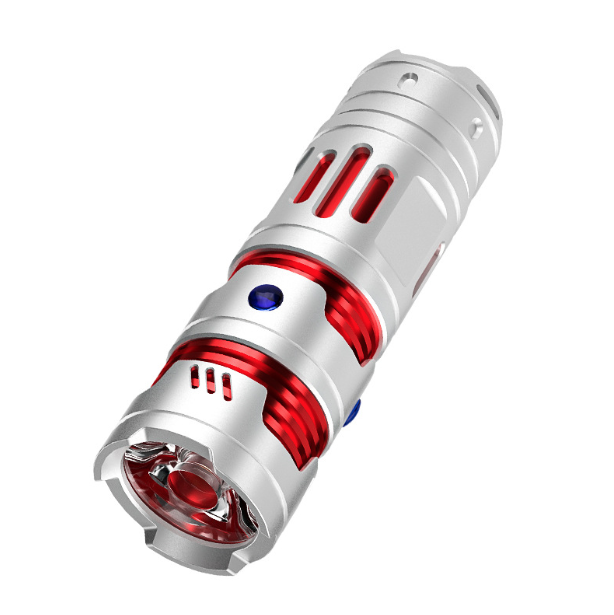 Torcia portatile mini EDC ricaricabile USB, luce tascabile da portachiavi
