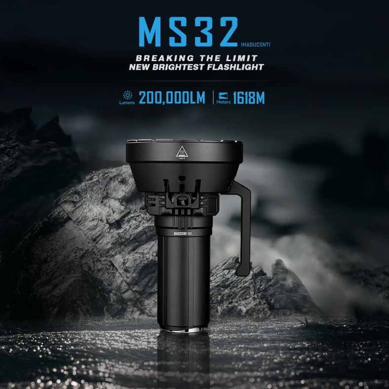 IMALENT MS32 200000 Lumen LED Torcia ad Alta Potenza con Modalità di Illuminazione Multiple per Avventure all'Aperto