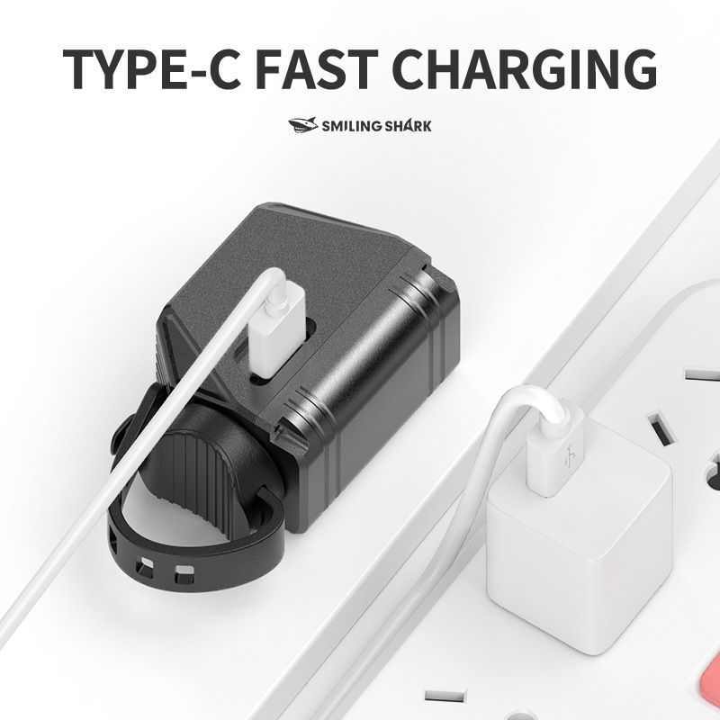 SMILING SHARK EVO1700 Faro per bicicletta LED ricaricabile USB-C impermeabile multimodale
