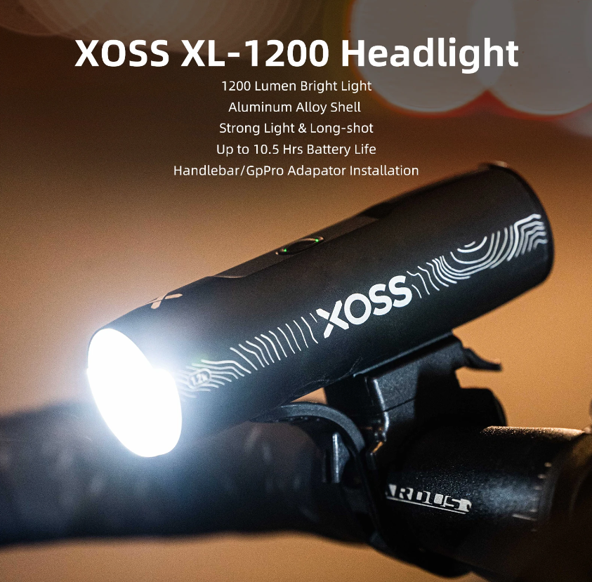 Faretto Bici XOSS XL-1200 Luce Bicicletta 1200 Lumen Lampada Frontale Ricaricabile Accessorio Ciclistico Impermeabile Ricarica Type-C Perfetto per Visibilità e Sicurezza Notturne